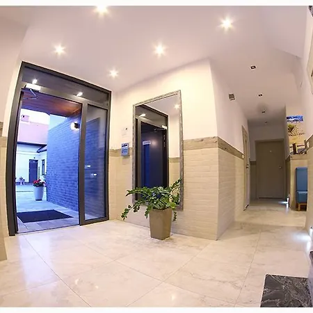 Helios 3* ウストカ