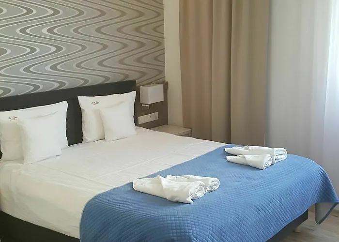 Helios Couette-café