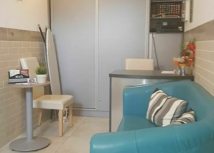 Helios Couette-café